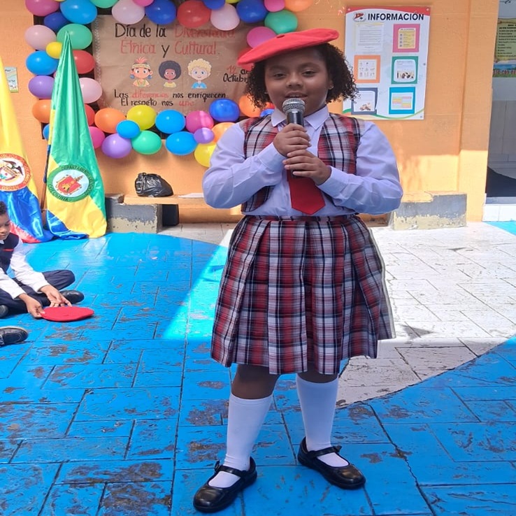 Grupos de niñas y niños