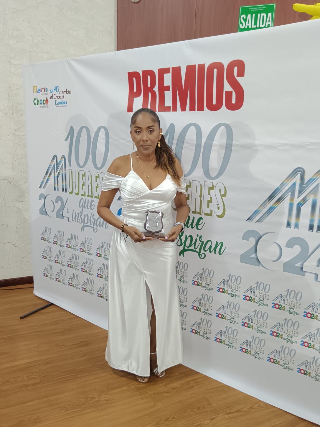 100 MUJERES DEL CHOCO